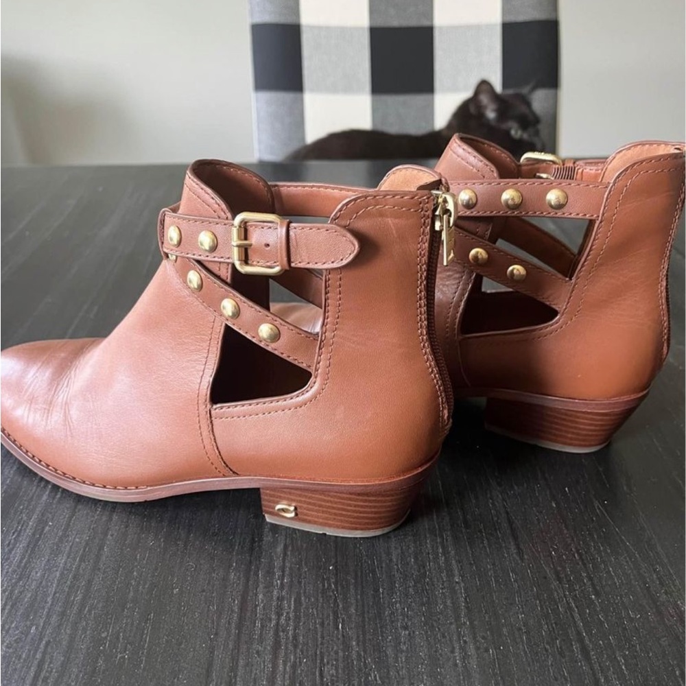 COACH Smooth Leather Booties 8 - Picture 4 of 6